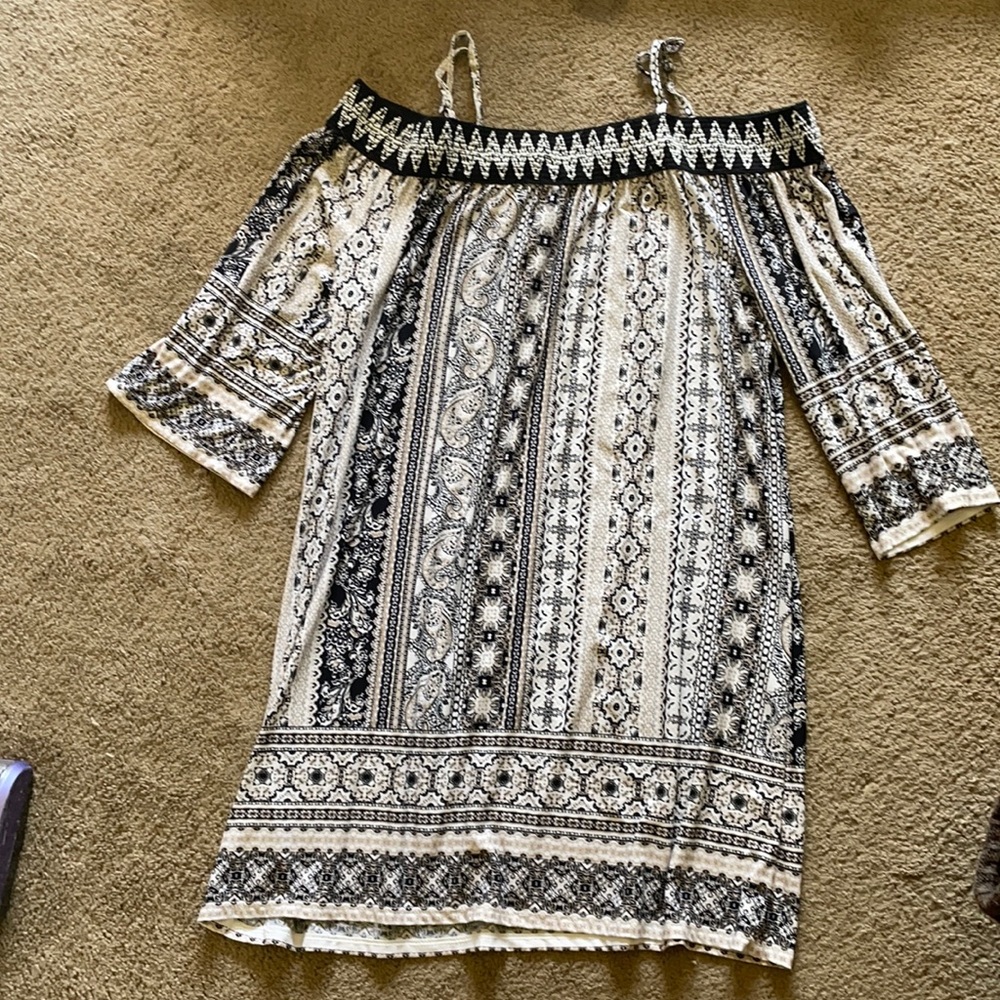 Brand: Trixxi. Size M. Light weight dress
